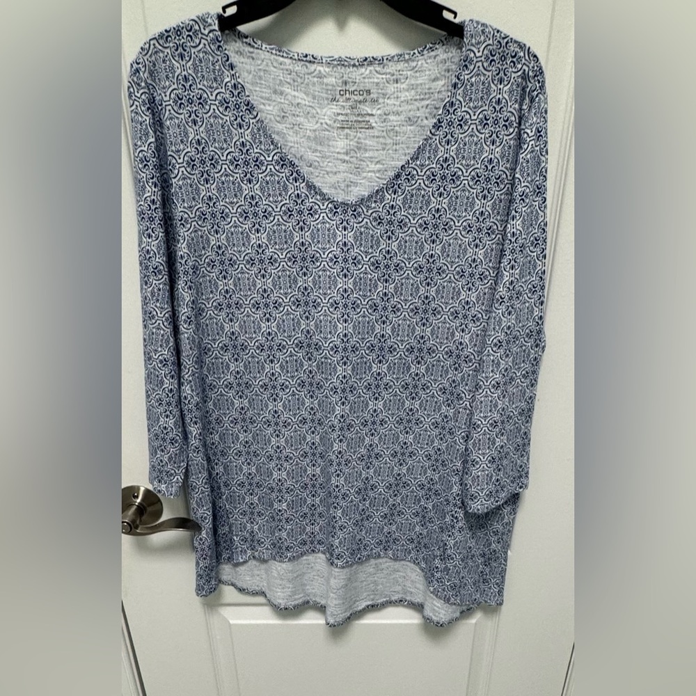 Chico’s The Ultimate Tee, Size 2 or L, blue & white - Picture 5 of 9